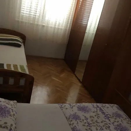 アパート Jere Matosin プリモシュテン