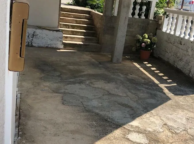 Jere Matosin Apartman Primosten